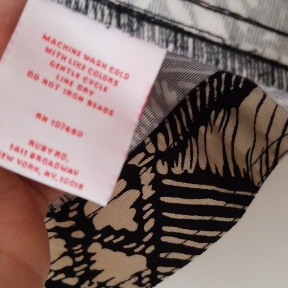 Ruby Rd. Lovely blazer - Picture 6 of 7